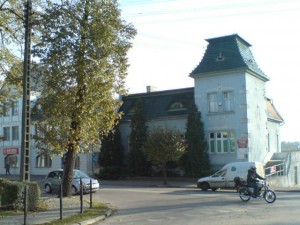Powiatowe Centrum Pomocy Rodzinie w Więcborku przenosi się z ulicy A.Mickiewicza na ul. Starodworcową 