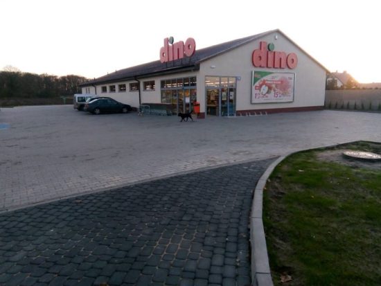 Nowy sklep Dino w Runowie Kr gmina Więcbork już otwarty - foto Tomasz Roman Bracka