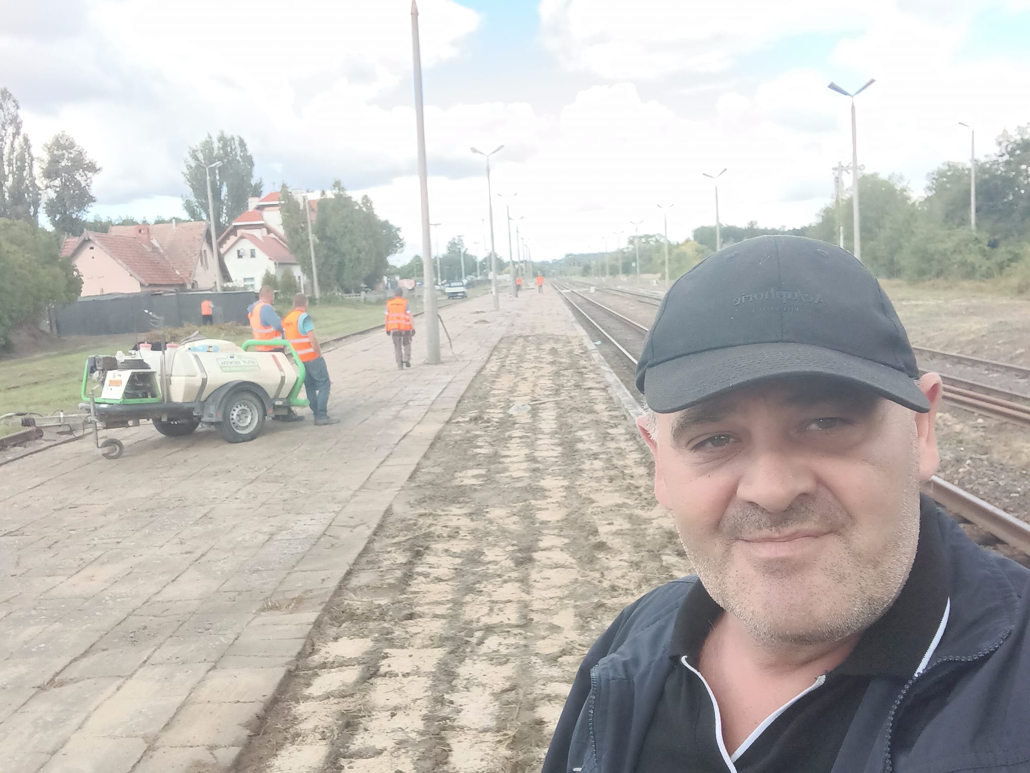  Rozpoczęła się wywalczona przeze mnie w Rządzie RP i PKP PLK SA przebudowa stacji i peronów na 135 letniej zabytkowej stacji PKP Więcbork - foto Tomasz Roman Bracka 