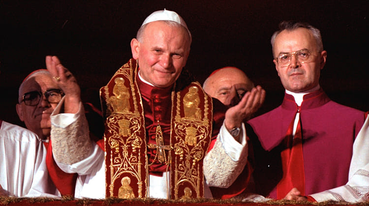 Dziś mija 44 rocznica wyboru św. Jana Pawła II na papieża - 16 października 1978r. który z moich rąk przyjął 20 lat temu 23 marca 2002 r. honorowe obywatelstwo miasta i gminy Więcbork