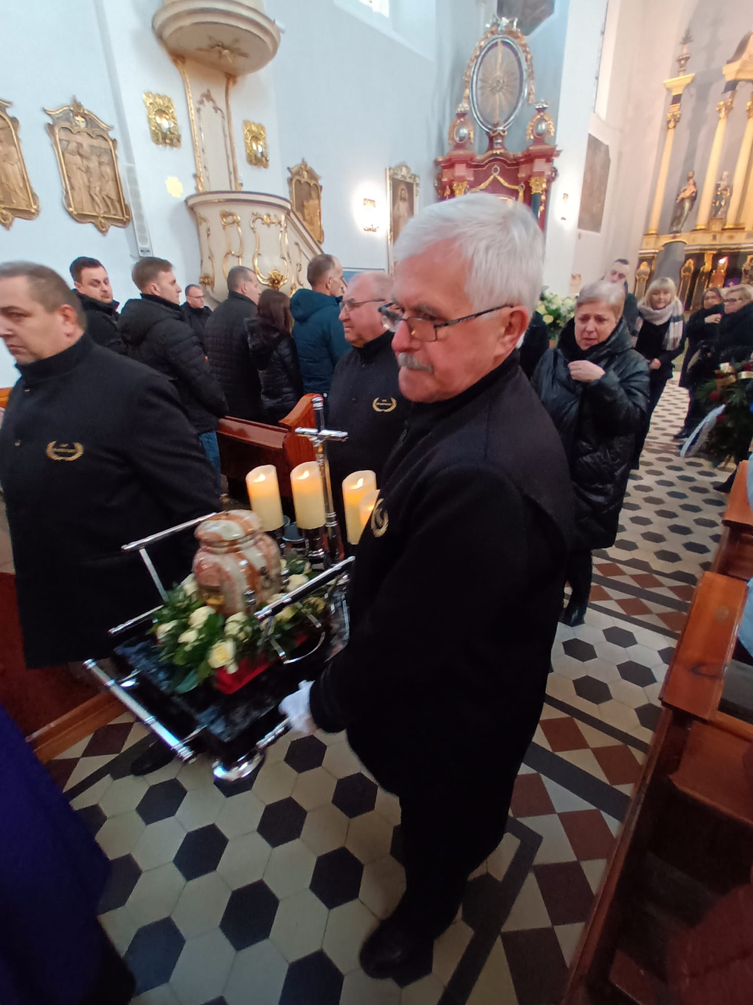 Pogrzeb ś.p. Henryka Dueskau w Kościele Katolickim w Więcborku. Photo - Tomasz Roman Bracka